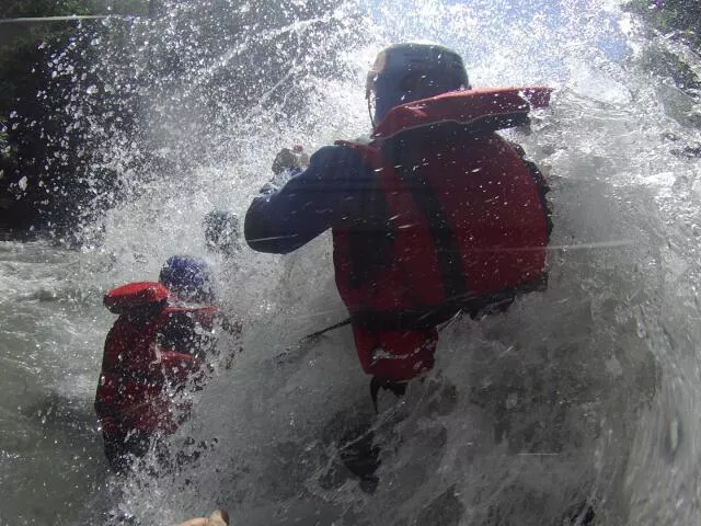 Sensations inoubliables et extrêmes rafting