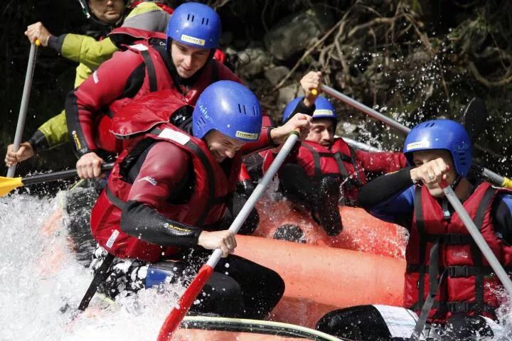 Multiply extreme experiences on rafting