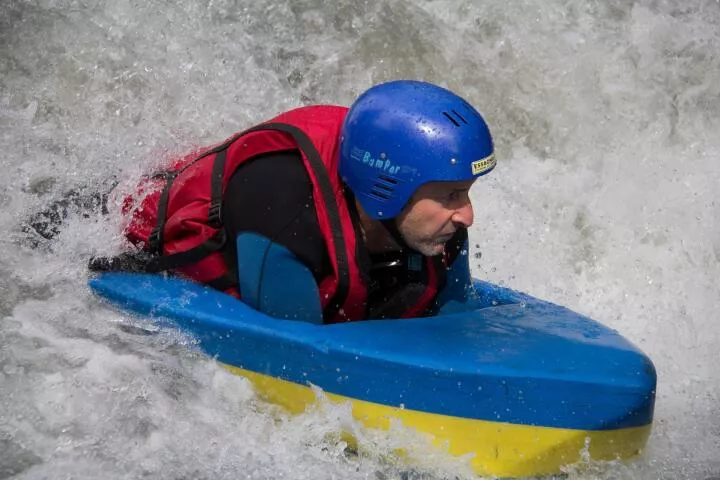 Expérience unique en nage en eau vive
