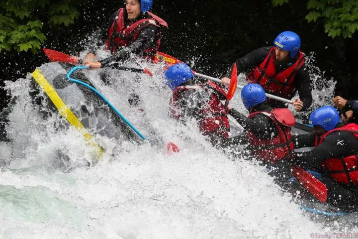 Sensations intenses en rafting