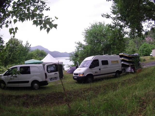 Try a wild week end rafting